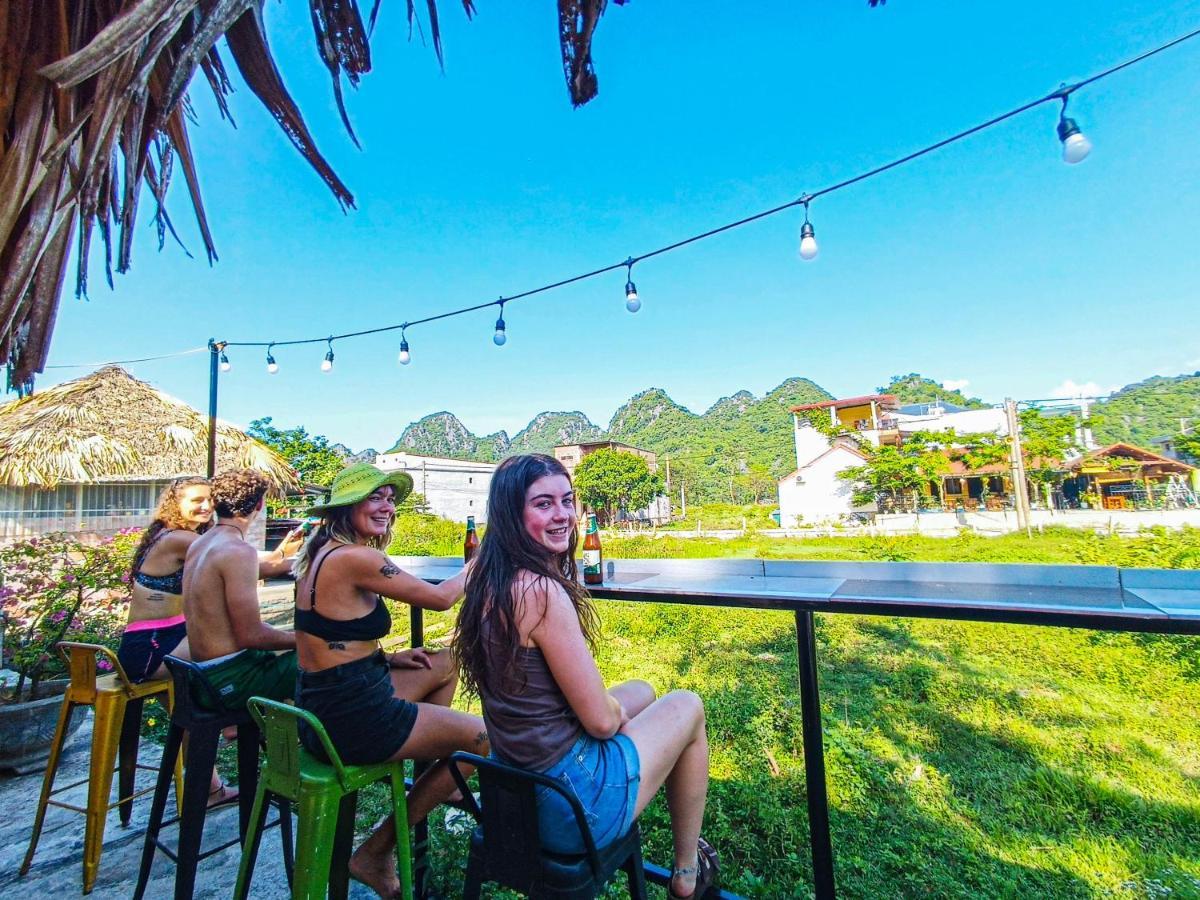 Yolo Pool Bar Villas & Garden Restaurant Phong Nha Extérieur photo