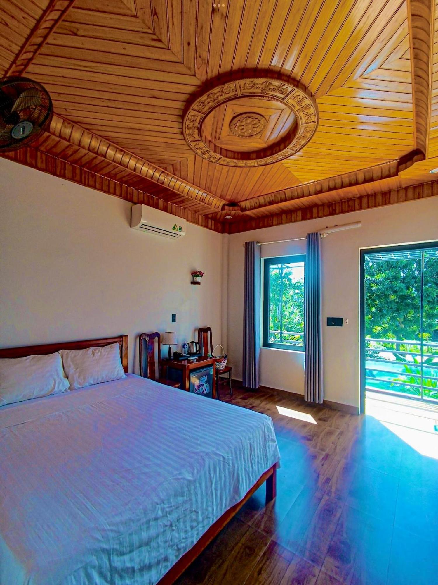 Yolo Pool Bar Villas & Garden Restaurant Phong Nha Extérieur photo